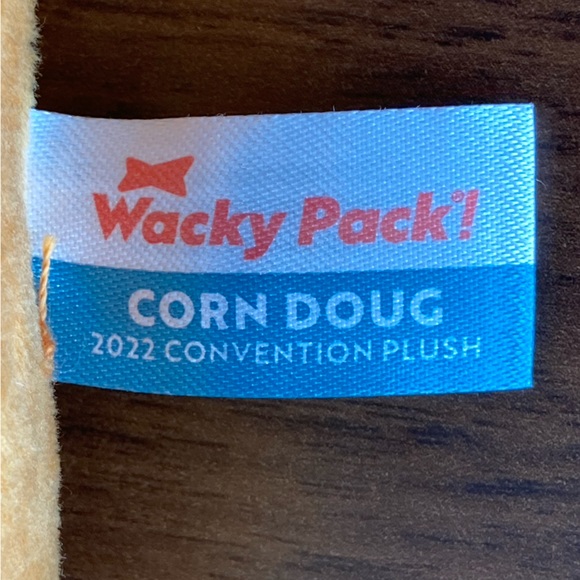 NWT Sonic Drive-In Corn Doug 2022 Convention Exclusive Limited Edition - Picture 4 of 4
